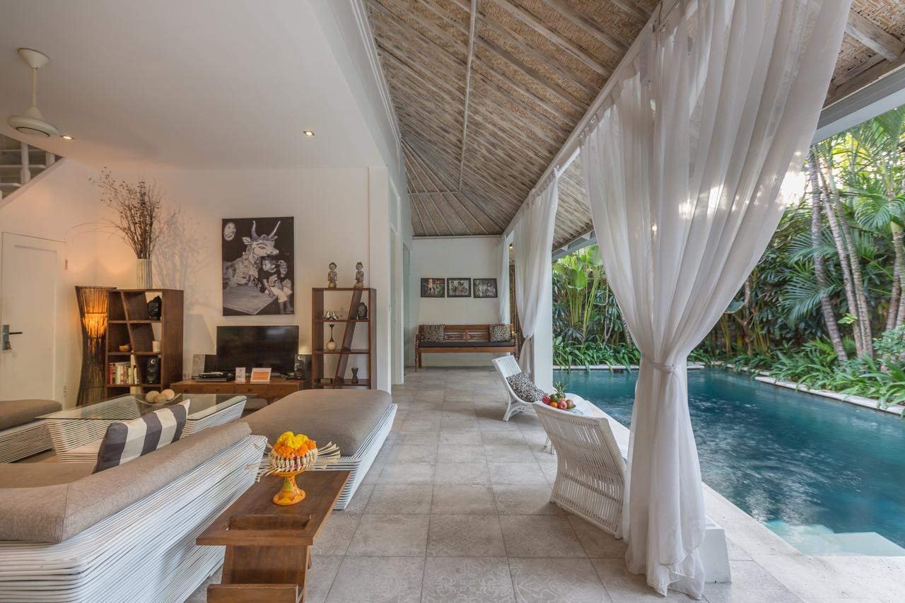 Villa Tangra Seminyak Exteriör bild